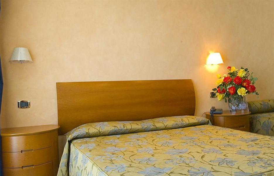 Hotel Parigi Bibione Ngoại thất bức ảnh
