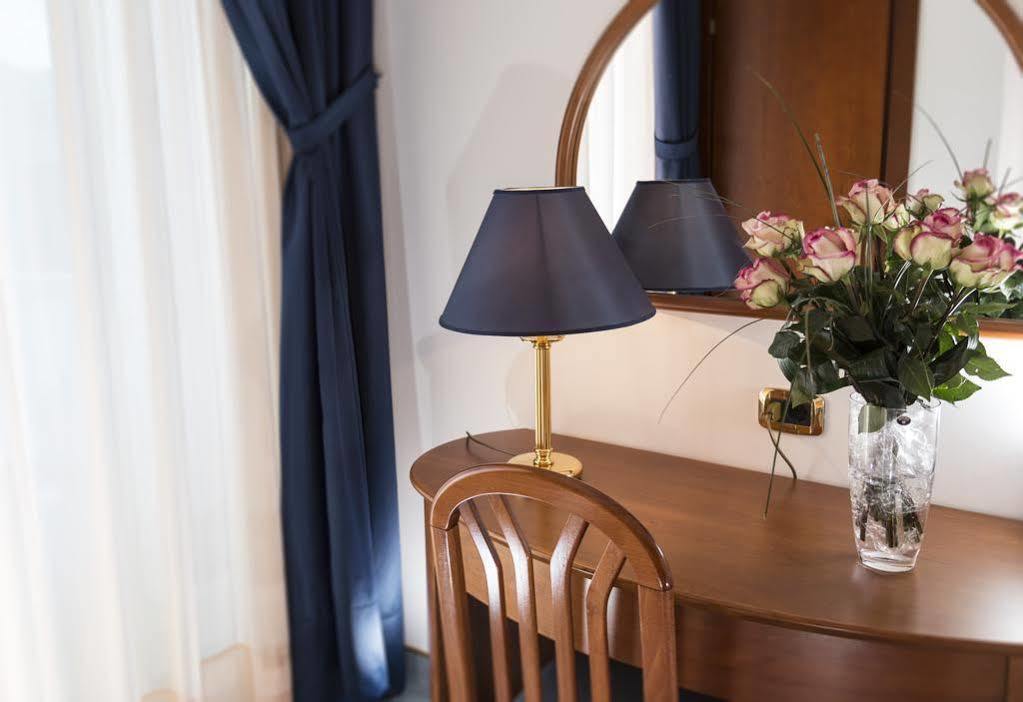 Hotel Parigi Bibione Ngoại thất bức ảnh