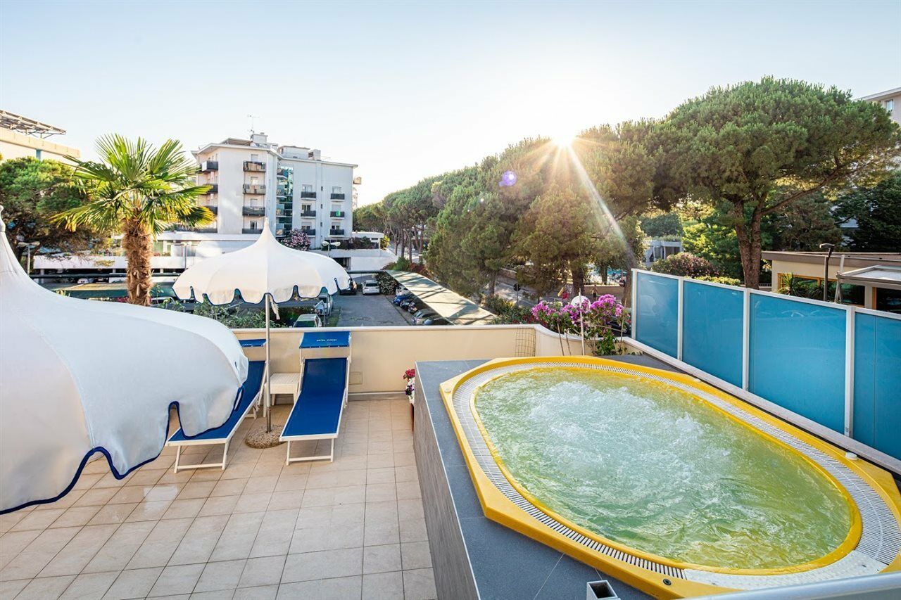Hotel Parigi Bibione Ngoại thất bức ảnh